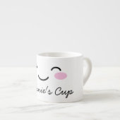 Petite tasse d'enfant avec mignon visage de dessin (Devant droit)