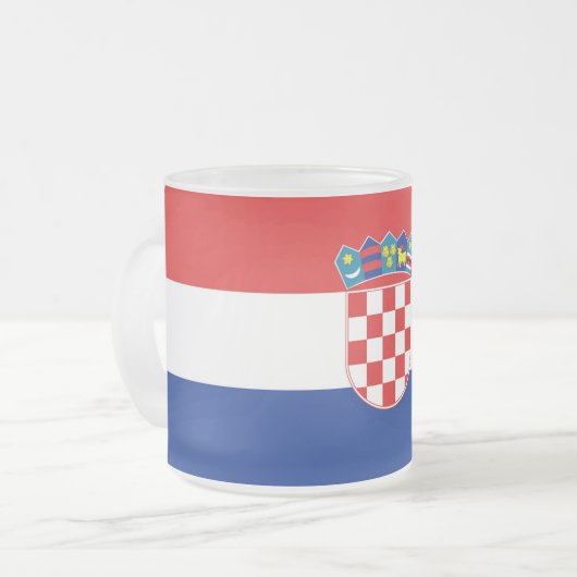 Petite tasse en verre dépoli avec drapeau de la Cr (Devant gauche)