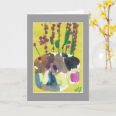 Petits bouquets pourpres avec la carte de citation (Fleur jaune)