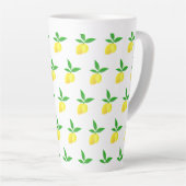 Petits citrons sur mug latte blanc (Angle droit)