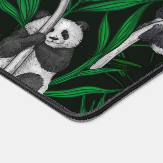 Petits panda sur vert foncé (Coin)