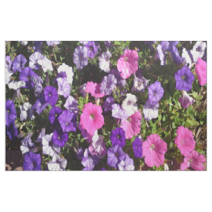 Petunia Pattern Stof