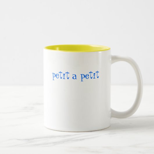 Peu à peu tasse (Droit)