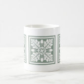 Pewter Acorn en Leaf Tile Design Coffee Mok (Center)