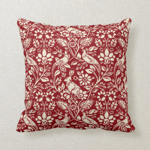 Pheasant and Hare Pattern, Deep Red en Cream Kussen