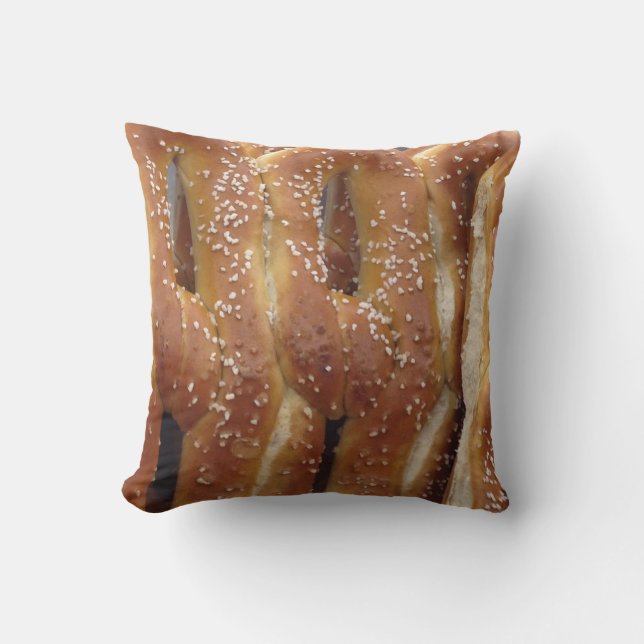Philadelphia Soft Pretzels Pillow Kussen (Voorkant)