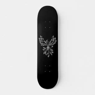 Phoenix ruist op zwart skateboard