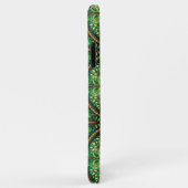 Phone case with an intricate green and brown  (Achterkant/rechts)