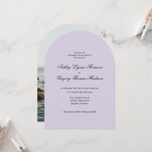 Photo Arch Shaped Lavender Wedding Invitation (Devant/Arrière en situation)