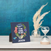 Photo Biologiste Maritime Du Futur Avec Plaque De Nom (Insitu)