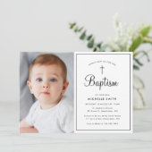 photo cadre moderne invitation baptême (Debout devant)