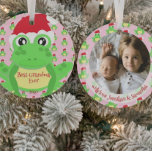 Photo Christmas Pink Frog Santa Hat Motif mignonne<br><div class="desc">Décorez l'arbre cette saison des Fêtes avec cette jolie grenouille caricaturale verte portant un ornement de Noël casquette Père Noël. Amusant, simple et roman spécialement pour les amoureux des amphibiens. Idéal pour cette personne qui n'est que jeune dans son coeur. Grenouille caricature verte avec un motif de chapeau de Père...</div>