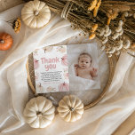 Photo Citrouille Anniversaire Carte de remerciemen<br><div class="desc">Envoyez une note chaleureuse avec cet adorable carte de remerciements d'anniversaire de citrouille photo. Doté de citrouilles d’aquarelle, de fleurs douces et d’espace pour la photo de votre bébé, ce design est parfait pour un petit anniversaire citrouille ou une fête d’automne. Personnalisez avec le nom, l’image et le message de...</div>
