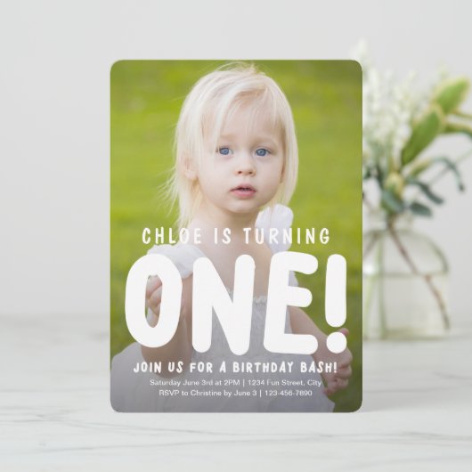 Photo complète verticale Invitation premier annive (Debout devant)