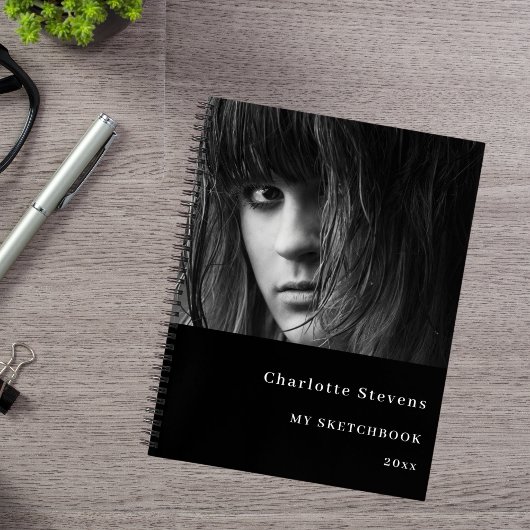 Photo de carnet de croquis noir blanc