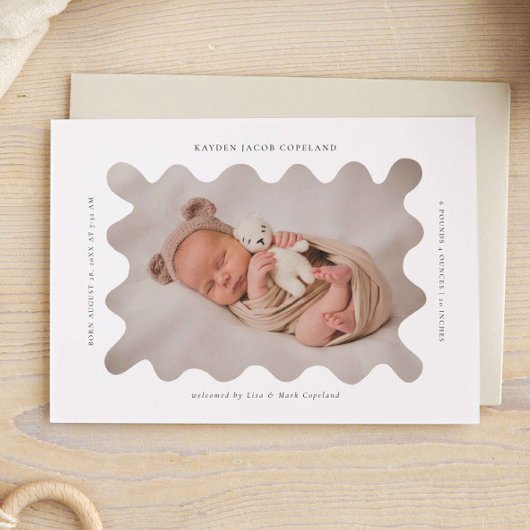 Photo de Faire-part de naissance de cadre ondulé