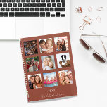 Photo de famille collage en terre cuite nom script<br><div class="desc">Faites votre propre collage photo de famille unique en cadeau pour votre mère, votre femme ou vous-même. Utilisez quatre, 9 de vos photos préférées de votre famille, amis, destination de voyage de rêve ou animal de compagnie! Personnalisez et ajoutez un nom et une année. Le nom est écrit avec un...</div>