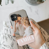 Photo de famille d'amour rose pastel moderne