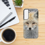Photo de la faune de Red Fox<br><div class="desc">Protégez votre téléphone Samsung Galaxy S22 avec ce boîtier de téléphone branché qui comprend l'image photo d'un Red Fox mignon avec oreilles pointues et museau. Sélectionnez votre style de téléphone. Pour les autres marques de téléphone, vous devrez customiser coque pour remplir l'image aux bords du modèle de design.</div>
