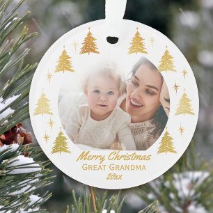 Photo de Noël de la grande grand-mère en blanc et