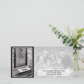 photo de tapis de porte merci (Debout devant)