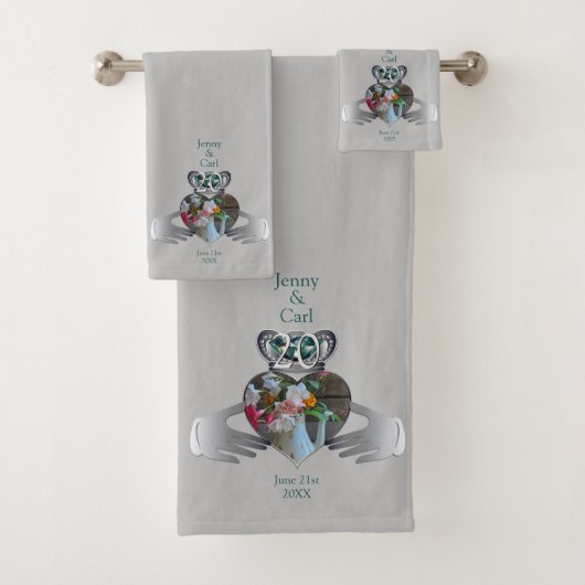 Photo du 20e anniversaire du Mariage Claddaugh (En situation)