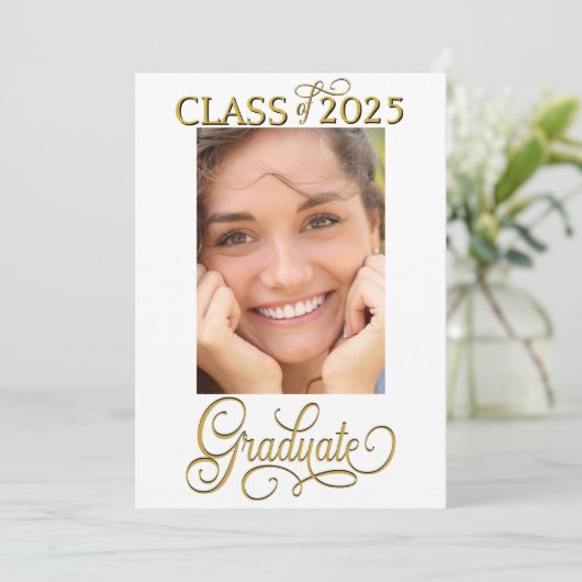 Photo Elegant Script Graduate Faire-part (Debout devant)