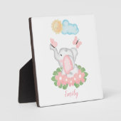 Photo Eléphant mignon bébé avec fleurs roses Plaque (Recto)