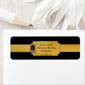 Photo en noir et or Favoriser les petits Étiquette (En situation)