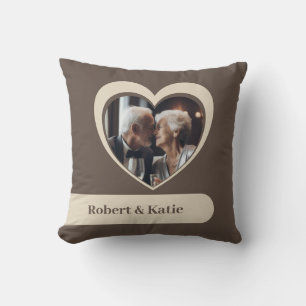 Photo et nom personnalisés Heart Stripes Coussin