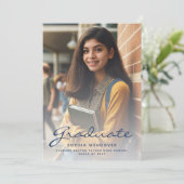 Photo Faire-part de graduation en or bleu marine 2 (Debout devant)