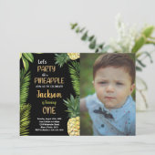 Photo First Green Pineappy Invitations Anniversair (Debout devant)