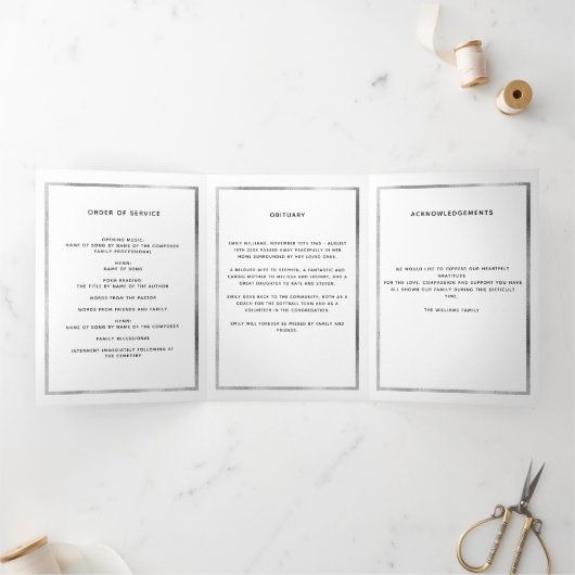 Photo florale bleu blanc tri-pli programme funérai (Intérieur)