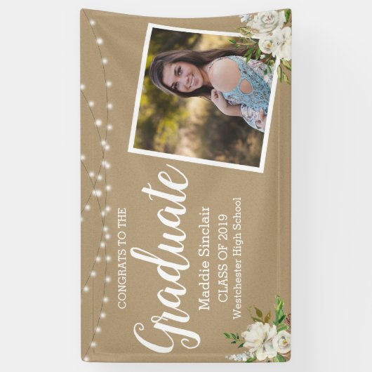 Photo Flowers String Lights Tan Afstuderen Spandoek (Verticaal)