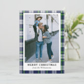 Photo Joyeuse carte de Noël bleu marine Tartan Pla (Debout devant)