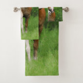 Photo mignonne de poney de maman de baiser de (En situation)