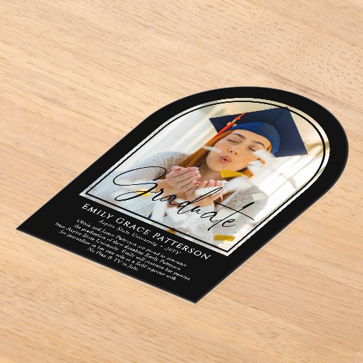 Photo Moderne Arch Script Graduation Faire-part (Poser)