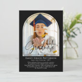 Photo Moderne Arch Script Graduation Faire-part (Debout devant)