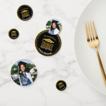Photo moderne Black Gold Graduation Table Confetti