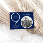 Photo moderne bleu marine 90th Birthday Invitation<br><div class="desc">Fêtez votre 90e anniversaire avec un style intemporel en utilisant cette invitation Look Who’s 90! Avec un design élégant et moderne, cette invitation est parfaite pour ceux qui préfèrent la simplicité avec une touche d'élégance. Entièrement personnalisable, vous pouvez facilement ajouter les détails de votre fête pour créer un invitation personnel...</div>