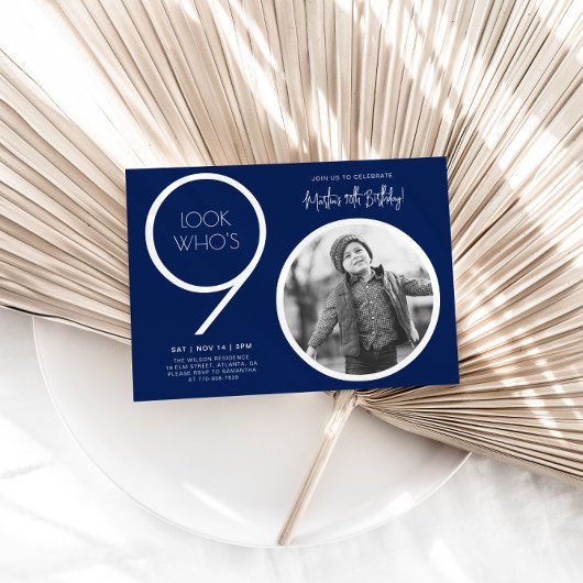 Photo moderne bleu marine 90th Birthday Invitation