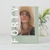 Photo moderne FORTY 40th Birthday Party Invitation (Debout devant)