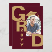 Photo moderne Gold Maroon Graduation Invitation (Devant / Derrière)