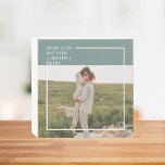 Photo moderne Green Famille Jolie Cadeau<br><div class="desc">Introduction the Modern Photo Green Family Lovely Gift! This gift is a parfait way to capting and celebrate the love and bond within a Gezy, while adding a touch of legance and modernity to any home décor.Le moderne Photo Green Family Lovely Gift n'est pas un seul mot d'un seul mot...</div>