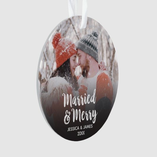 Photo moderne mariée et joyeuse (devant)