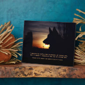 Photo Plaque commémorative pour un beau chien berger all (Côté)