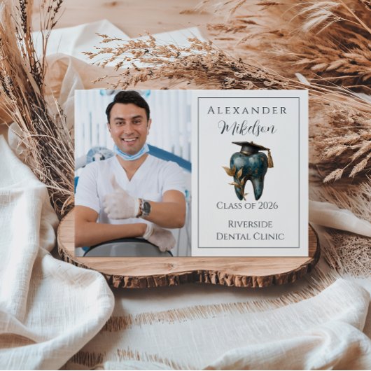 Photo Refined Blue Tooth Laurel Graduation Aankondiging