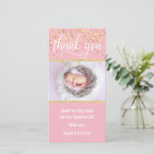 PHOTO rose de la fille | de baby shower de MERCI (Debout devant)