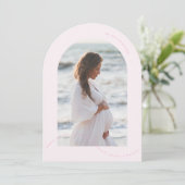 photo rose simple arche bébé grossesse Faire-part (Debout devant)