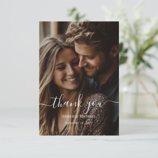 Photo Script simple Carte de remerciements Mariage (Debout devant)